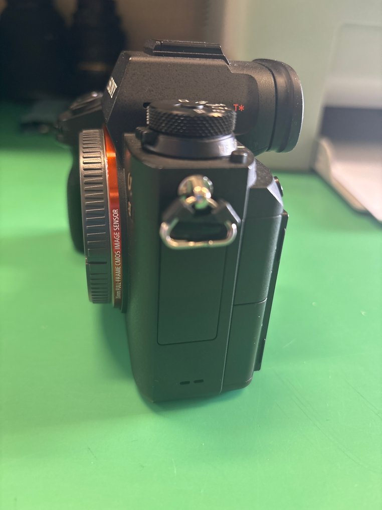 Sony ILCE-9 Mirrorless camera #2.1