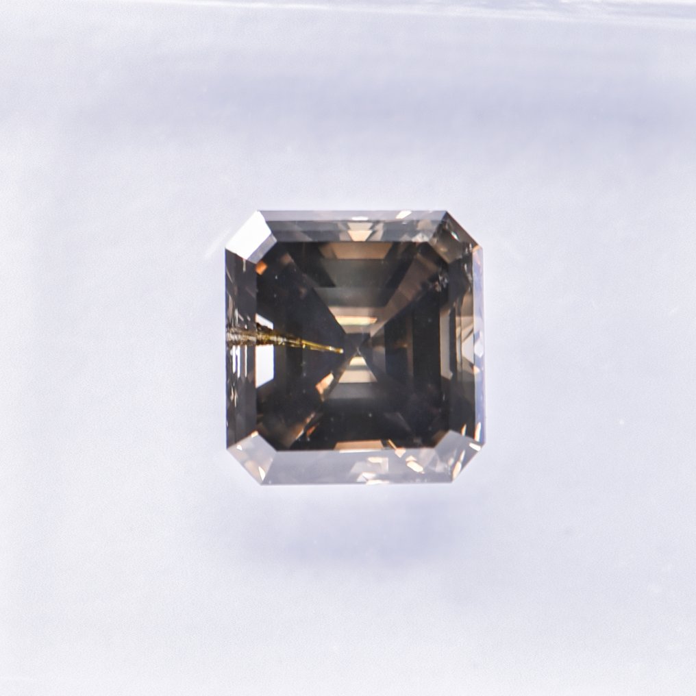 没有保留价 - 1 pcs 钻石  (天然色彩的)  - 1.11 ct - 祖母绿 - Fancy deep 稍帶綠色的 灰色 - I1 内含一级 - 国际宝石研究院（IGI） - VG VG #4.3