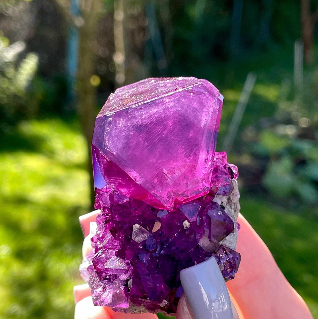 111g Unique Large Purple ALUNITE Crystal on Matrix Rare LAB Specimen Crystal on matrix - Height: 6 cm - Width: 5.2 cm- 111 g #1.0