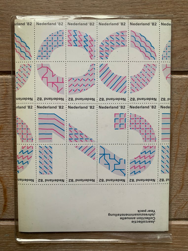 Holanda  - 31 coleções anuais e 153 álbuns de selos #3.2