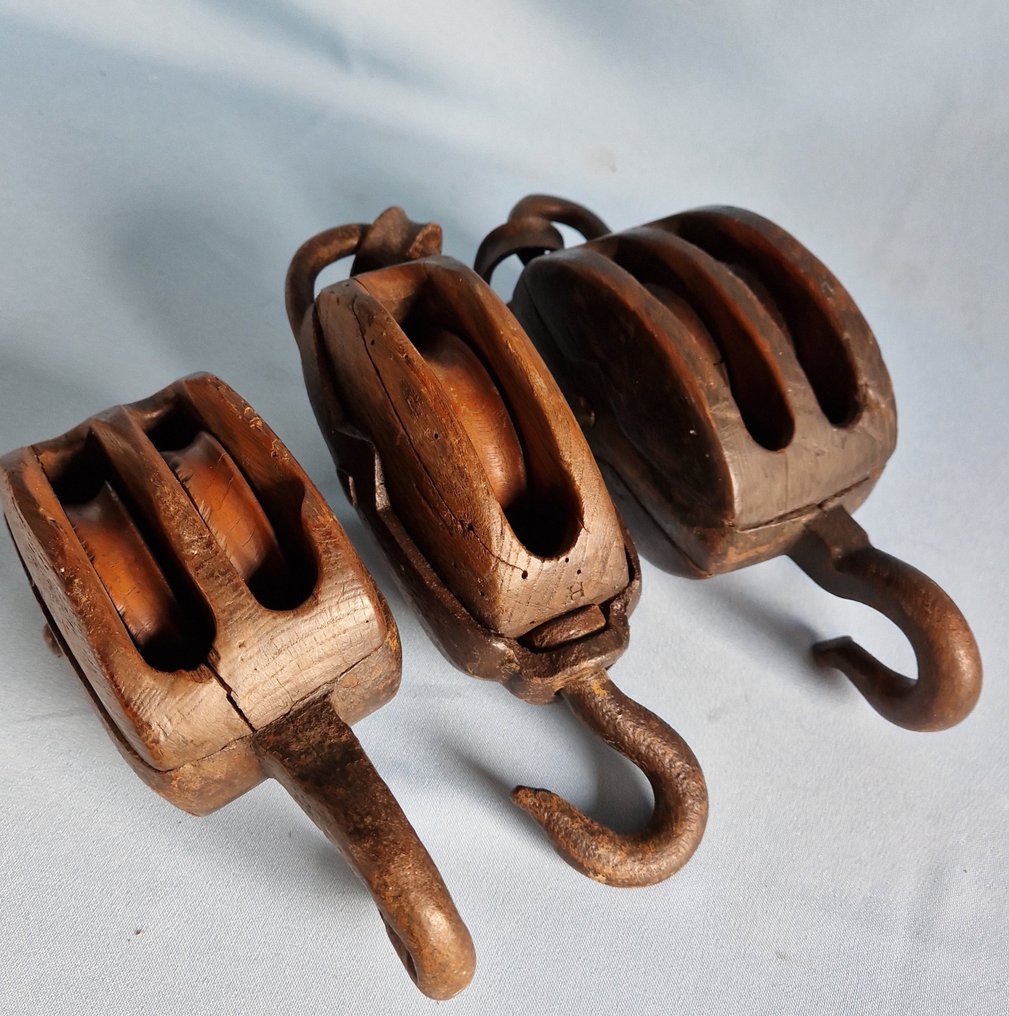 Katrollen  (3) - Lemn, Fier #1.0