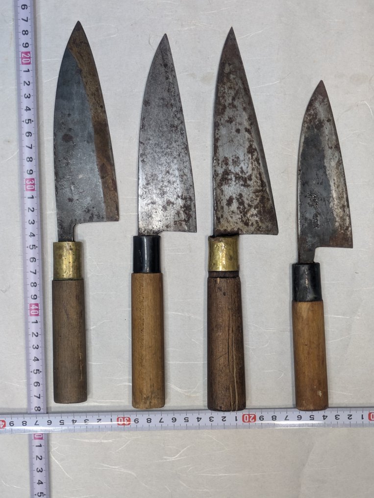 厨刀 - Kitchen knife set - 铁, 木 - 日本 - 传统铭入和出刃、小出刃包丁 力/徳重/土佐特制 #1.0