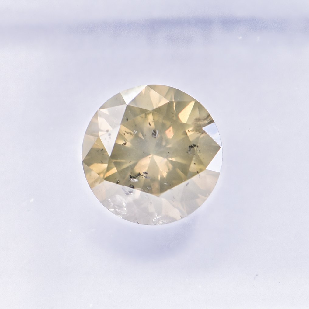 没有保留价 - 1 pcs 钻石  (天然色彩的)  - 1.03 ct - 圆形 - Fancy 稍帶綠色的 黄色 - I1 内含一级 - 国际宝石研究院（IGI） - VG #4.3