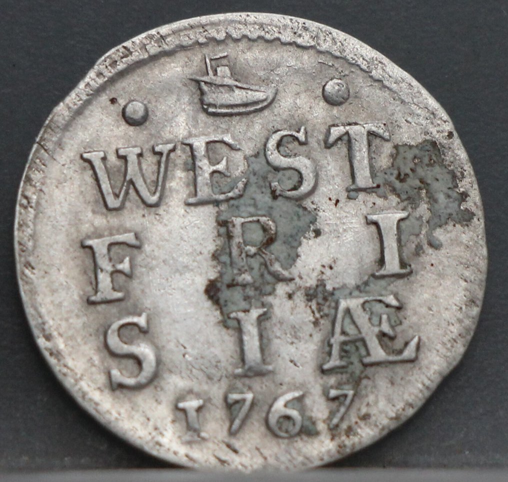 Nederland West Friesland. 2 Stuiver of dubbele wapenstuiver 1765 en 1767  (Ei pohjahintaa) #4.3
