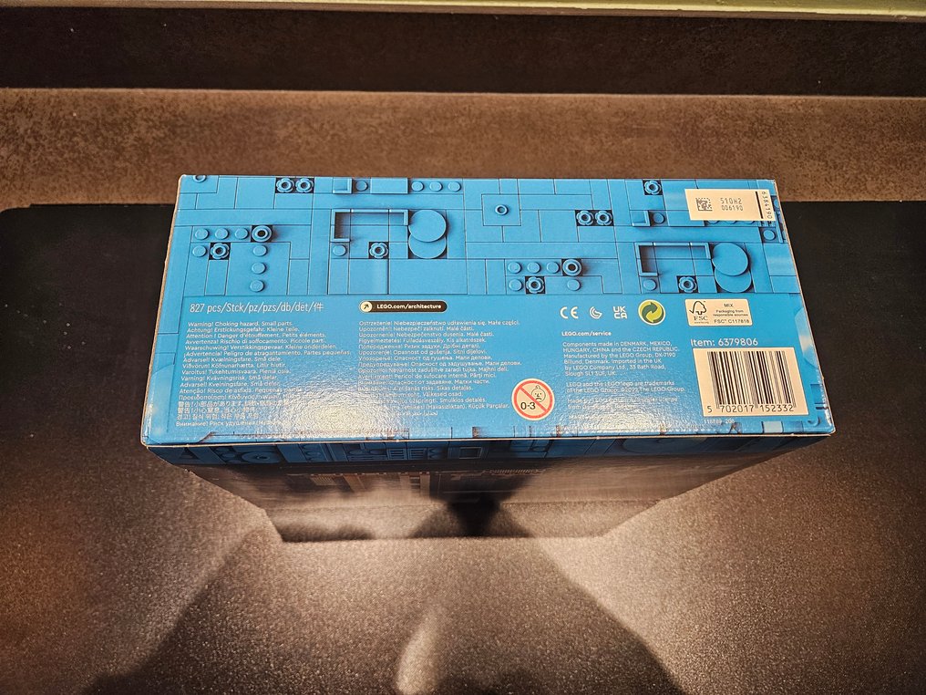 LEGO Set - 21057 - Architecture - Singapore #3.2