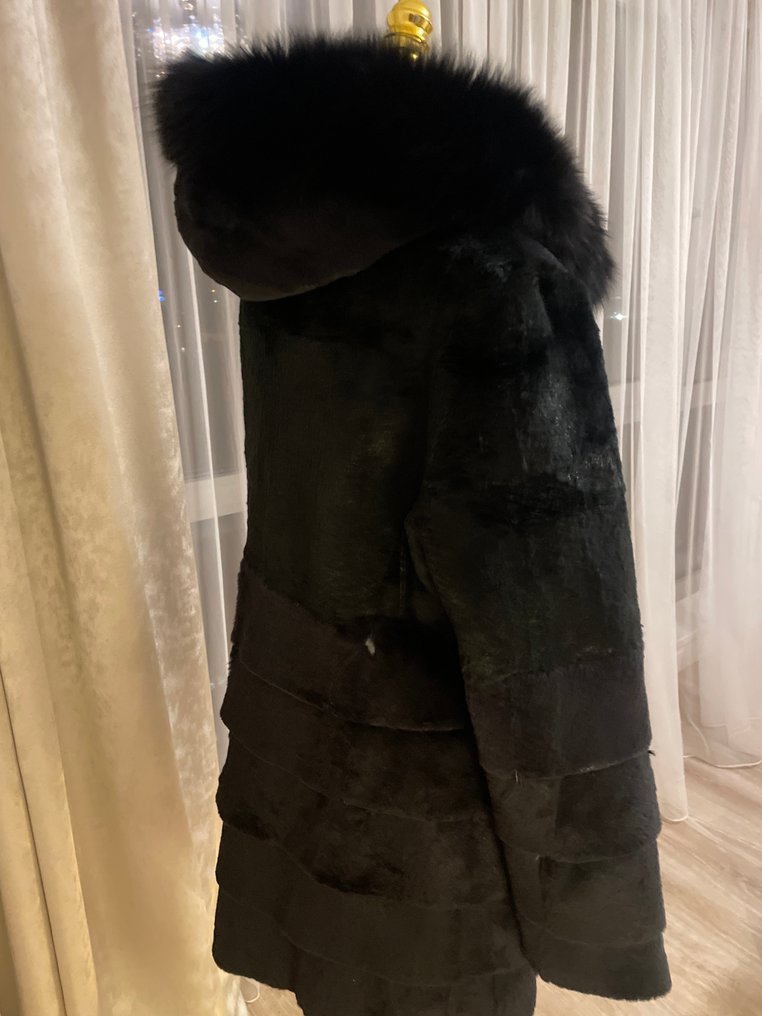 Artisan Furrier - Turkkitakki #3.2