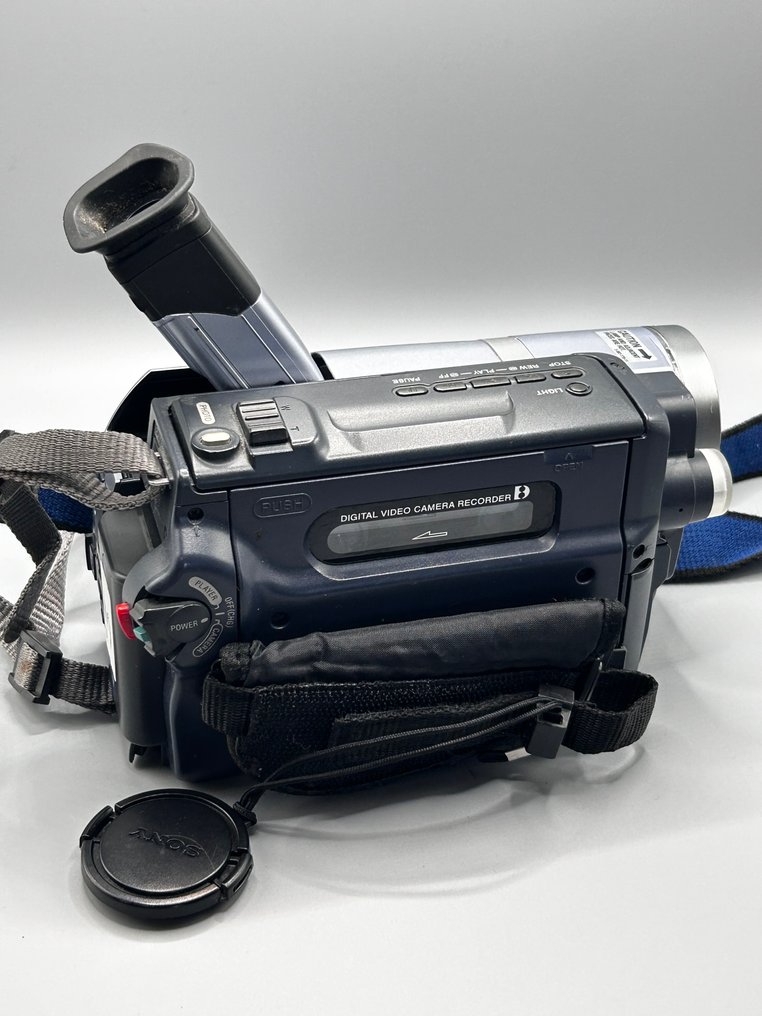 Sony Digital Handycam DCR-TRV140E – Caméscope Digital8 – 560× zoom Digital8 camera #4.3