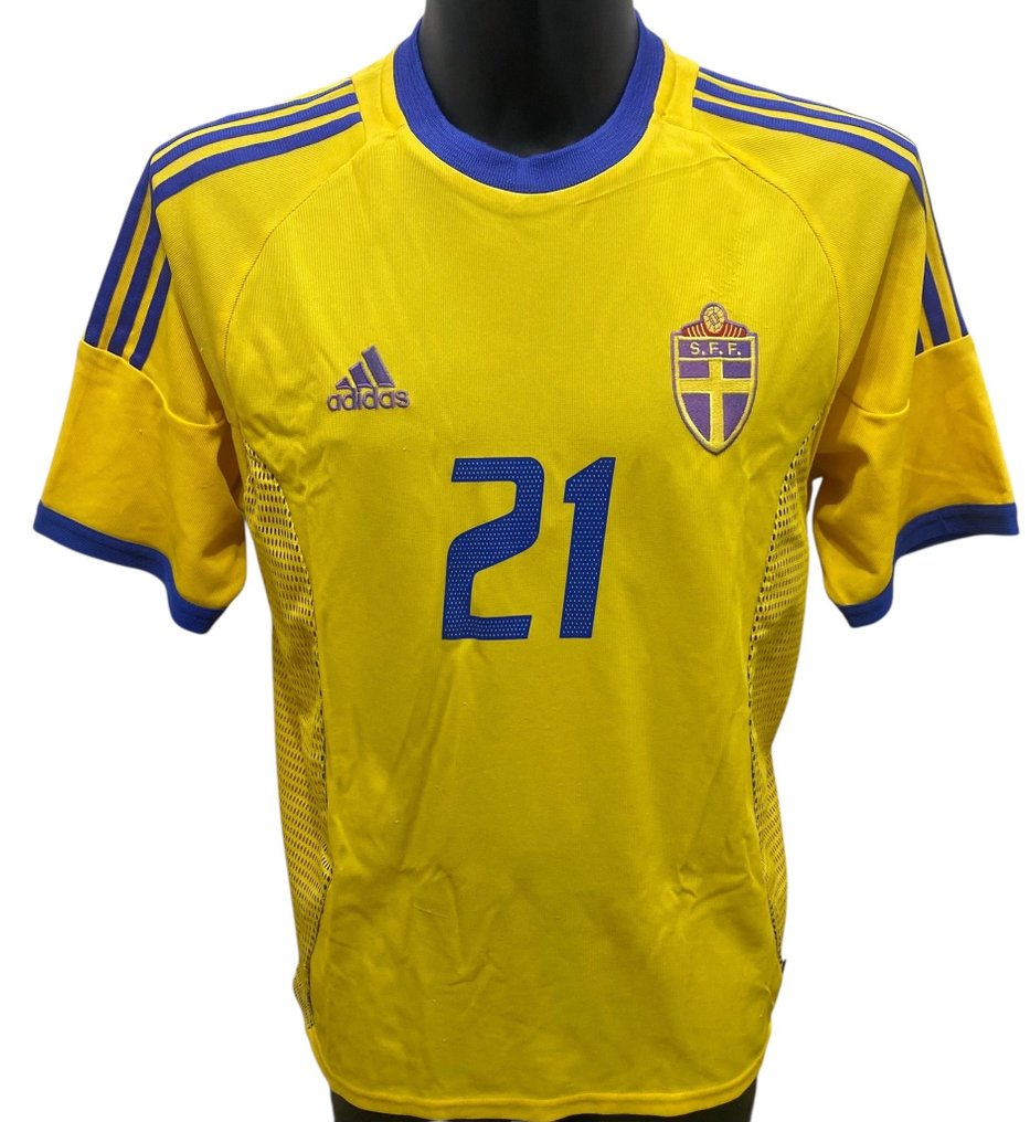 Sweden - 世界足球锦标赛 - Zlatan Ibrahimović - 2003 - 足球衫 #1.0