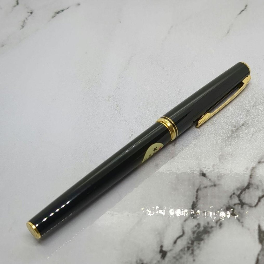 Pilot - H1281 Vintage Fountain Pen – Black & Gold – Japan, 1981 [Good Condition] - Sem preço de reserva - Caneta de tinta permanente #1.0