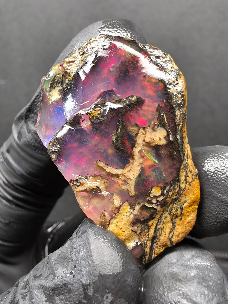 67.85ct Natural Crystal Opal Specimen Rough- 13.57 g #2.1