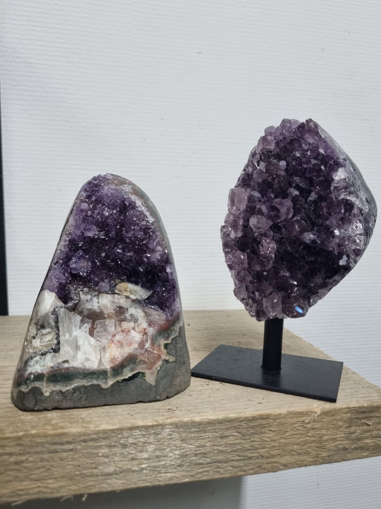 HQ 紫水晶，带抛光边缘，尺寸为12.6厘米至10.5厘米- 1108 g - (2) #1.0