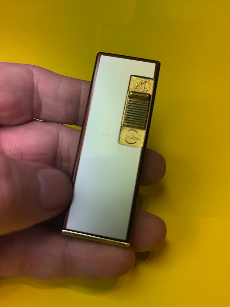 colibri of London - Molectric - χωρίς τιμή ασφαλείας - Αναπτήρας τσέπης - Αλουμίνιο, Επιχρύσωση #2.1