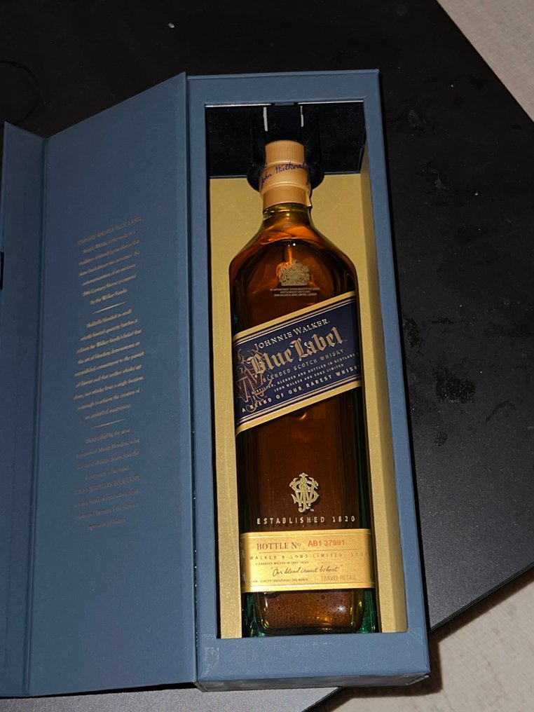 Johnnie Walker Blue Label  - 1 Litre #1.0