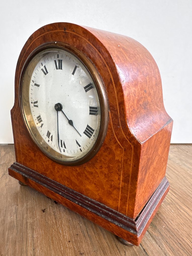 Klocka - morotsnöt, mässing, glas - 1930-1940 #2.1