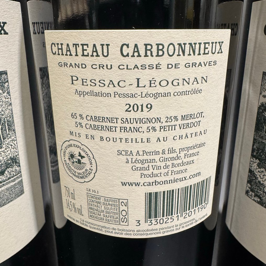 2019 Chateau Carbonnieux - Bordeaux, Pessac-Léognan Grand Cru Classé - 3 Pullot (0.7 L) #3.2