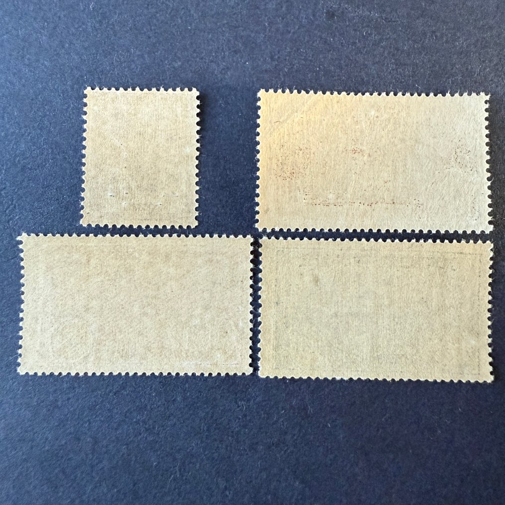 法國  - Yvert 229/232 “孤儿 3 系列” 全新 ** - TB #1.0