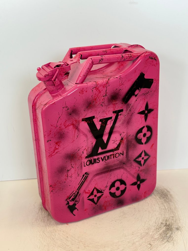 Rob VanMore - Oil Crisis LV at Gunpoint - 47cm #3.2