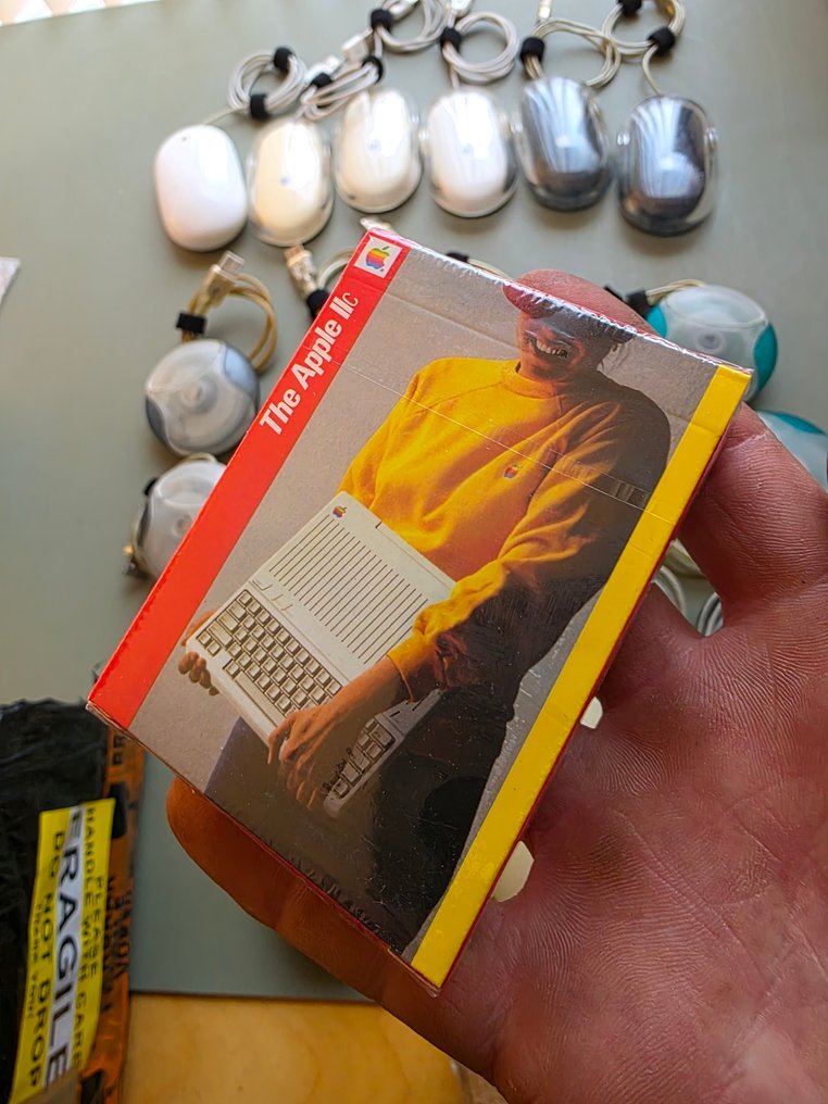 Apple IIc promotional Card Game - Ηλεκτρονικός υπολογιστής - Σφραγισμένο στην αρχική του συσκευασία #1.0