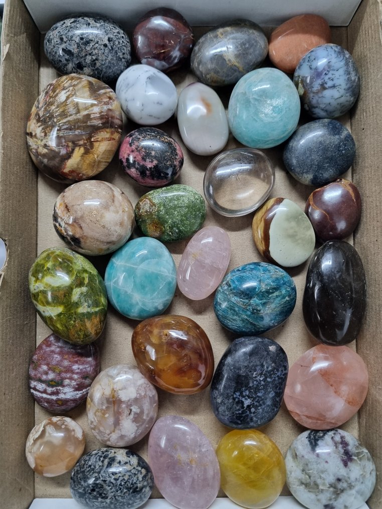 Big Lot HQ 手掌石，不同矿物，7 - 4,5 厘米 自由形式- 2.72 kg #1.0