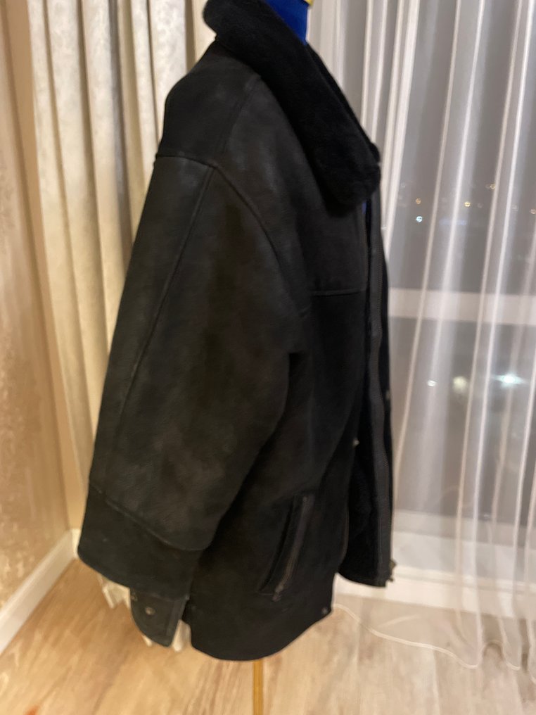 Artisan Furrier - Abrigo #2.1