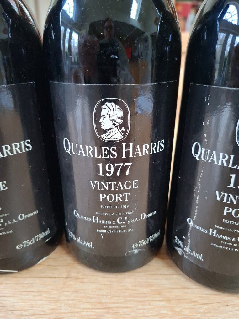 1977 Quarles Harris - Vintage Port - Porto - 3 Pullot (0.7 L) #3.2