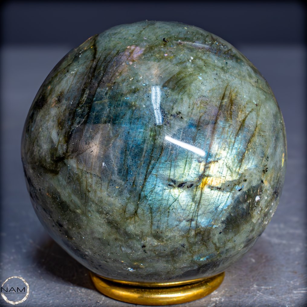 Μοναδική σφαίρα Labradorite Ένα λαμπερό κόσμημα γεμάτο μαγεία και μεταμόρφωση.- 691.77 g #2.1