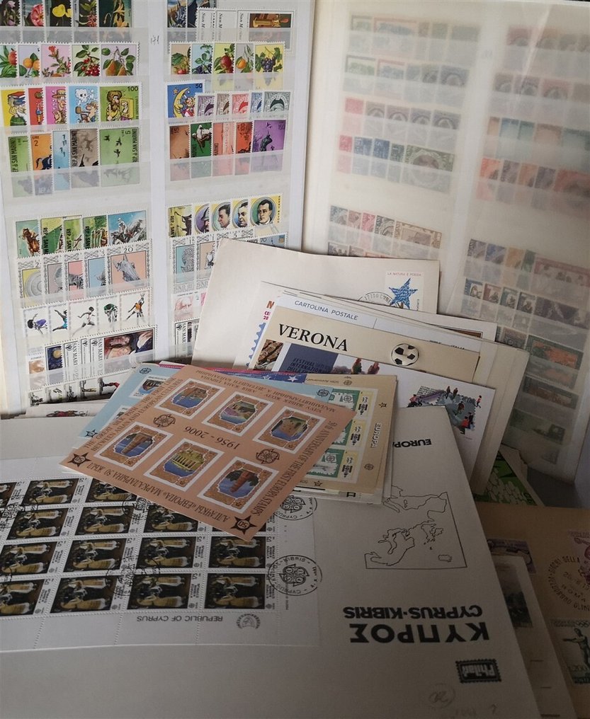 Ιταλία  - Συλλογές γραμματοσήμων και FDC από την περιοχή της Ιταλίας, πολλά γραμματόσημα και FDC, όλα σε - sassone #1.0