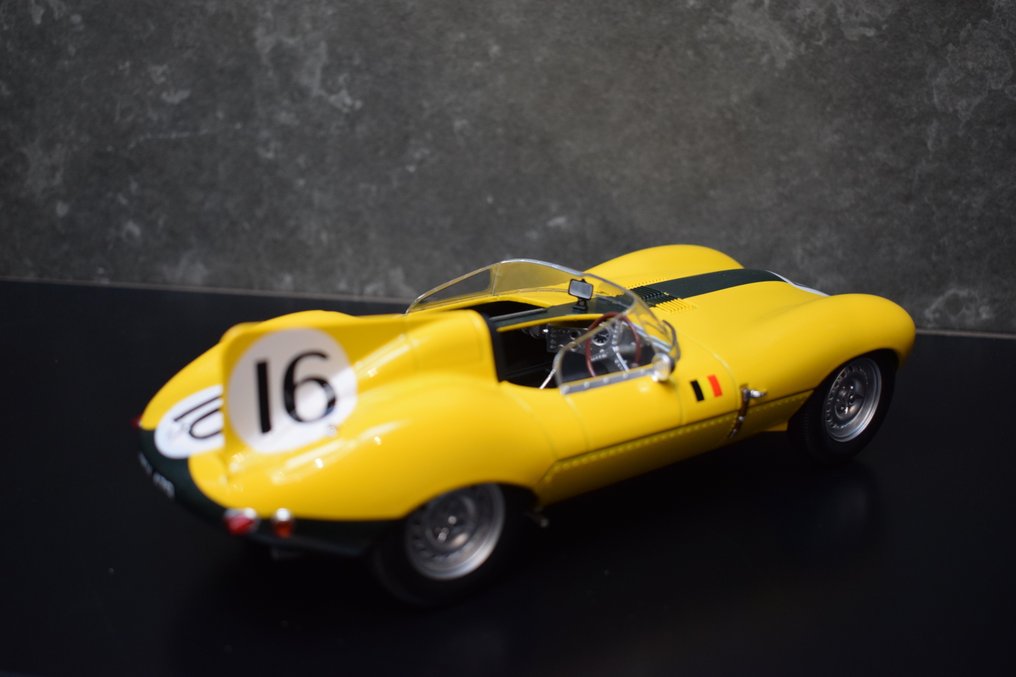 1:18 - Rennwagenmodell - Jaguar D-Type #4.3