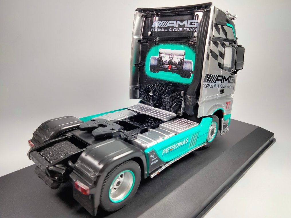Truck Collection 1:43 - Modellastlbil - Mercedes-Benz Actros MP4 "AMG Petronas F1 Team" (2012) #2.1
