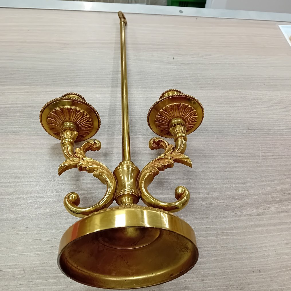 Sfeșnic (2) - Bronz aurit - o pereche de candelabre #4.3