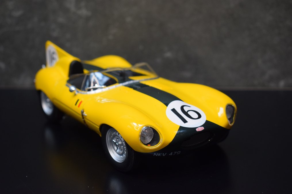 1:18 - Rennwagenmodell - Jaguar D-Type #2.1