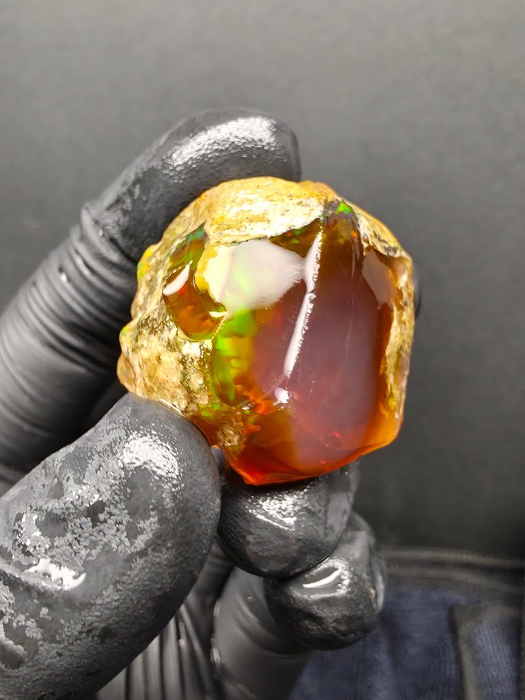 150.45ct Natural Crystal Opal Specimen- 150.45 g #1.0