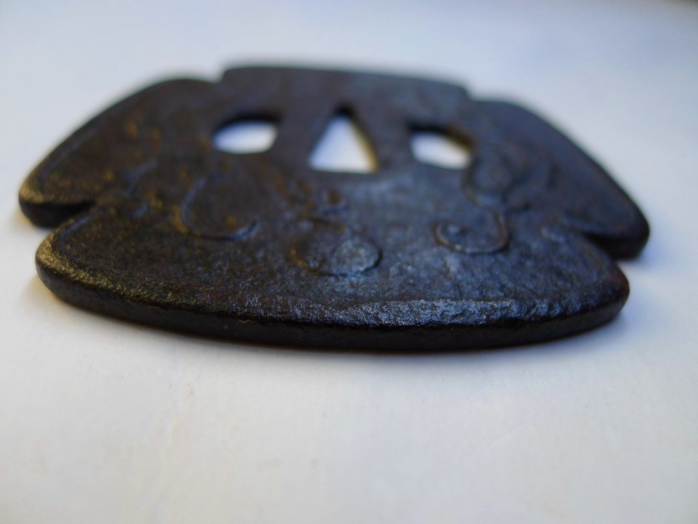 Vackert tecken drakpar motiv stor hög rang tsuba. - Japan #4.3