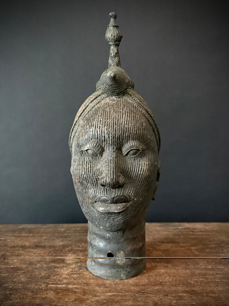 Βασικό κεφάλι του Benin. - Edo - Μπενίν  (χωρίς τιμή ασφαλείας) #1.0