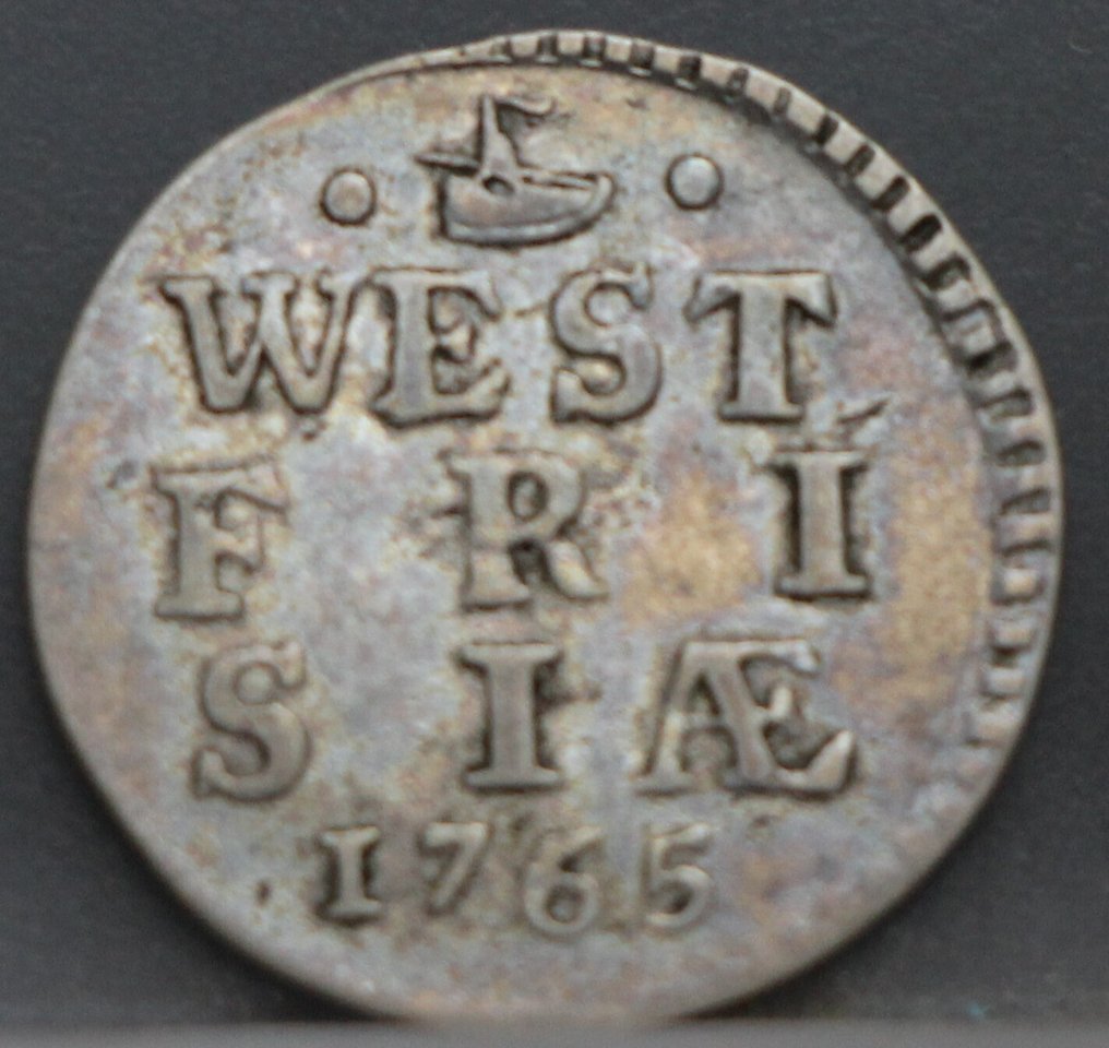 Nederland West Friesland. 2 Stuiver of dubbele wapenstuiver 1765 en 1767  (Ei pohjahintaa) #2.1