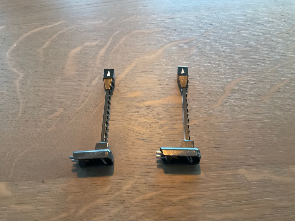 Märklin H0 - 24997/74997 - Σετ σιδηρόδρομου μοντελισμού (7) - C-rails αποσυνδετήριες ράγες με φωτιστικά στηρίγματα και εξαρτήματα. #3.2