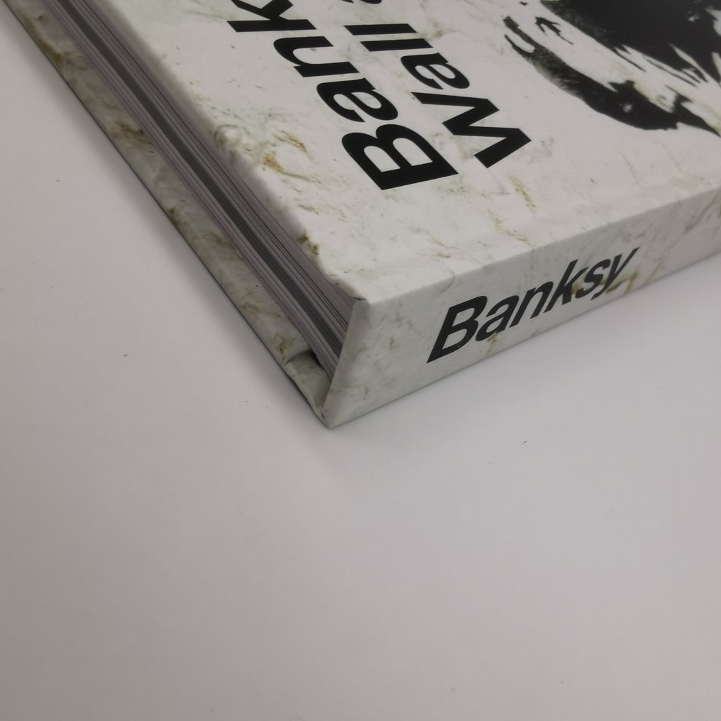 Banksy - Wall and Piece - 2005 #4.3