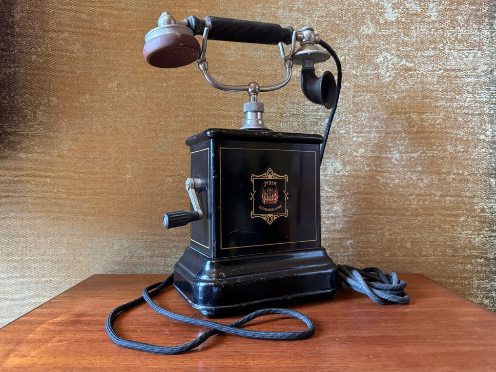 Ericsson - 模擬電話 - Jydsk Telefon Aktieselskab - 金屬, 膠木 #1.0