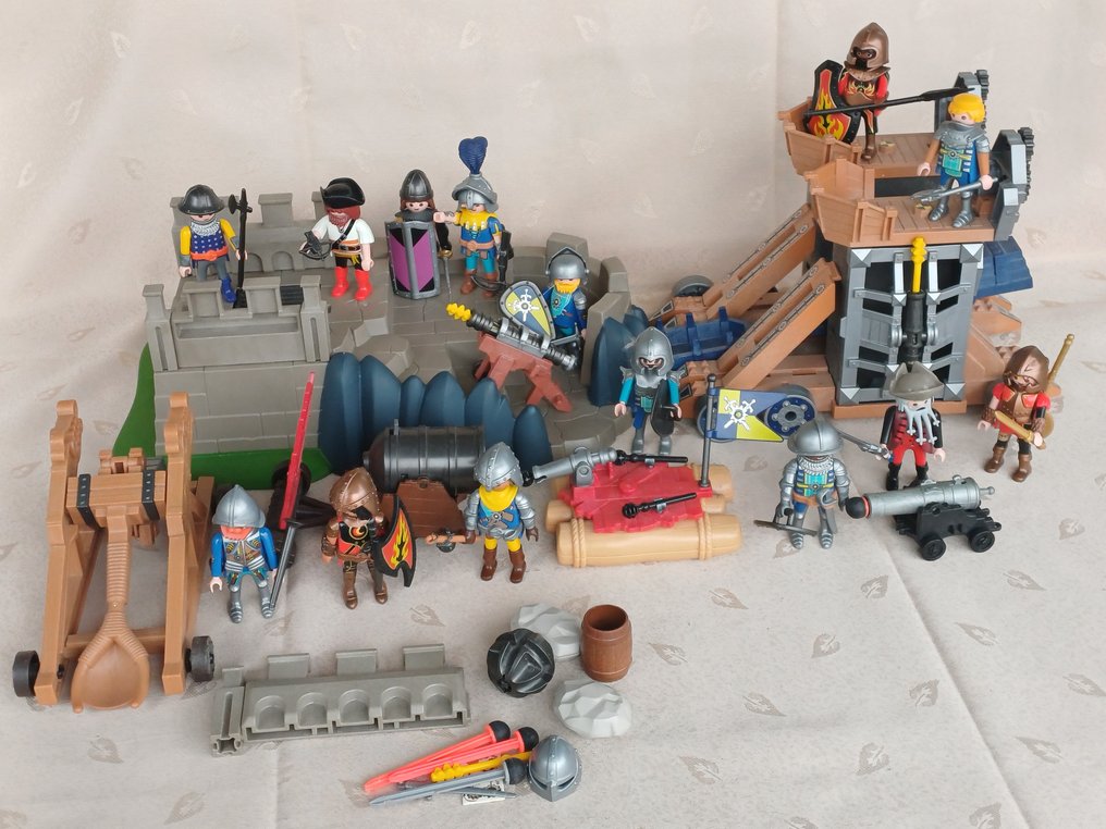 Playmobil (德國摩比) - Knights - 摩比 Belagerungswagen mit Rittern - 2000-2010 - 德國 #1.0