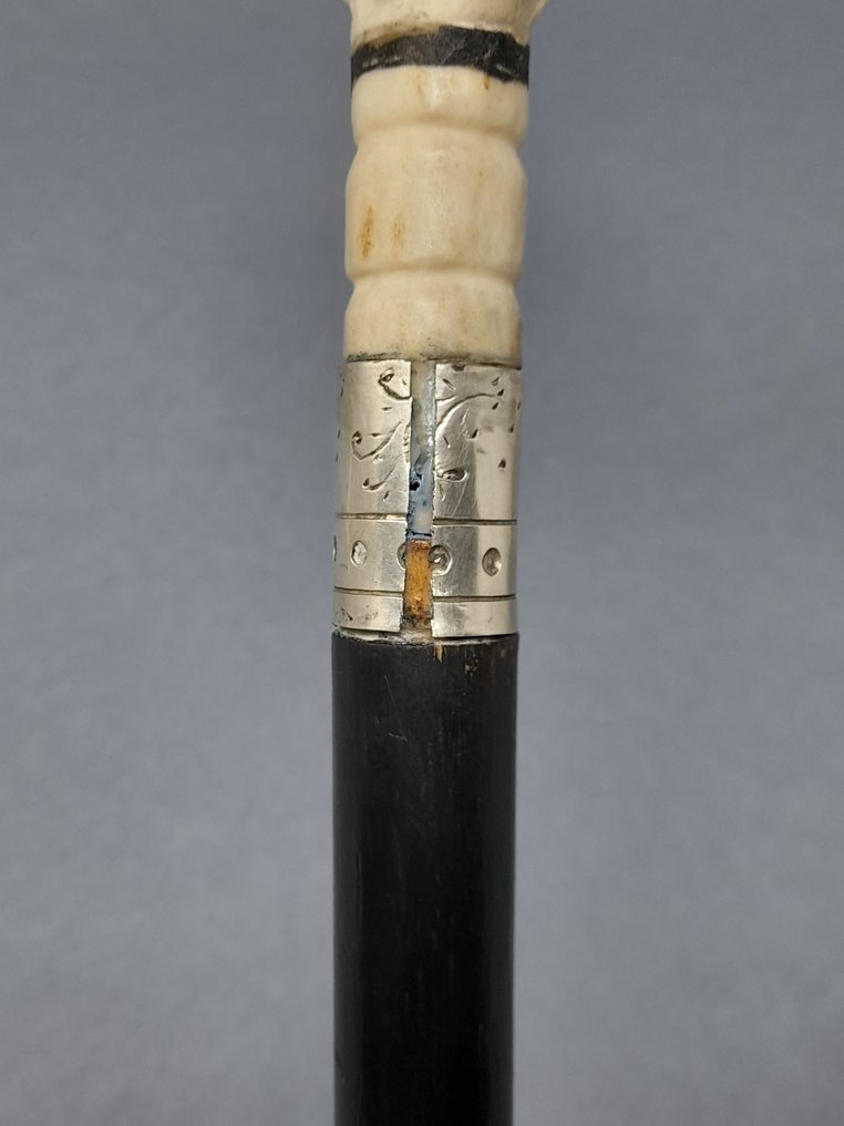 Wandelstok - Wit metaal - Uitgehouwen hond handle #4.3