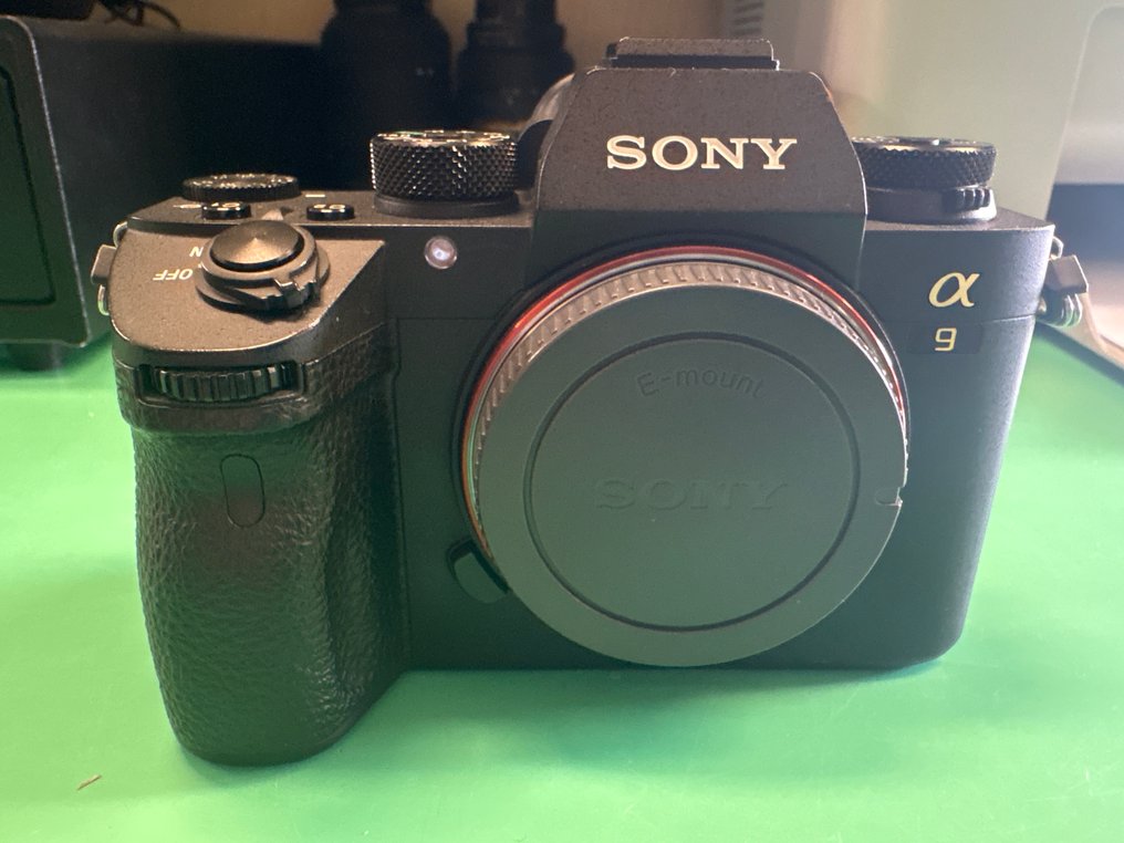Sony ILCE-9 Mirrorless camera #1.0