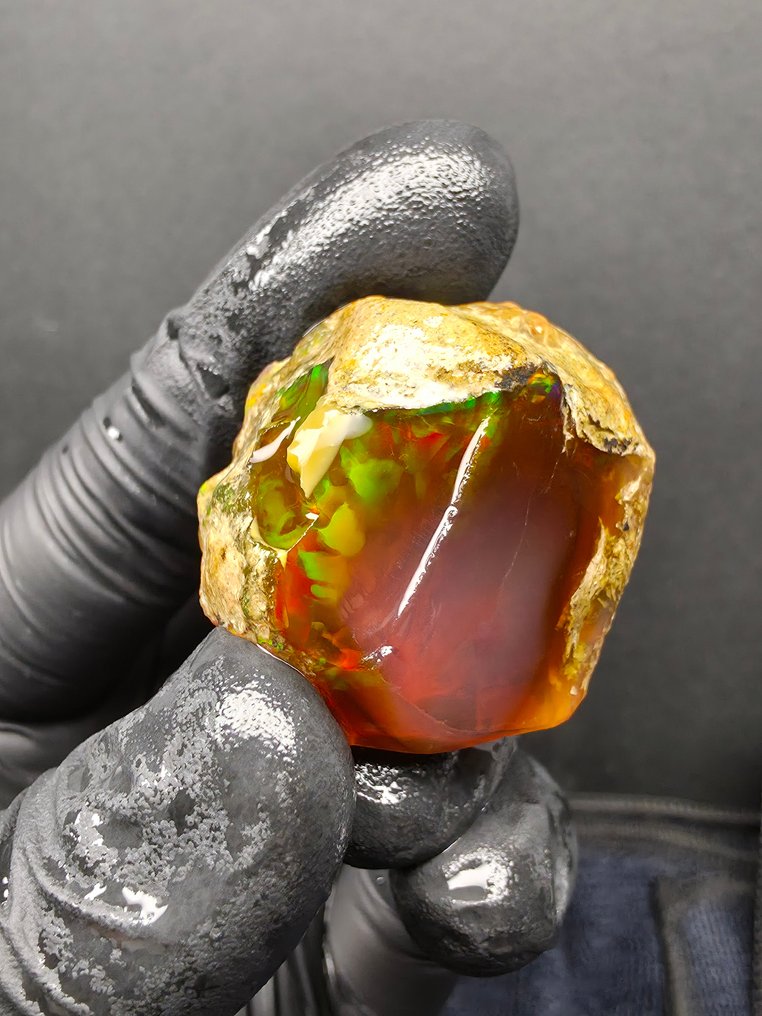 150.45ct Natural Crystal Opal Specimen- 150.45 g #1.0