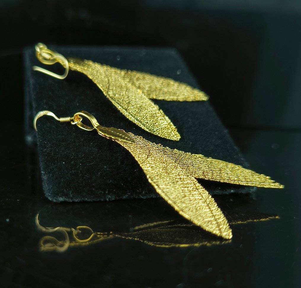 blad blad - Højde: 65 mm - Bredde: 32 mm- 3.23 g - (1) #4.3