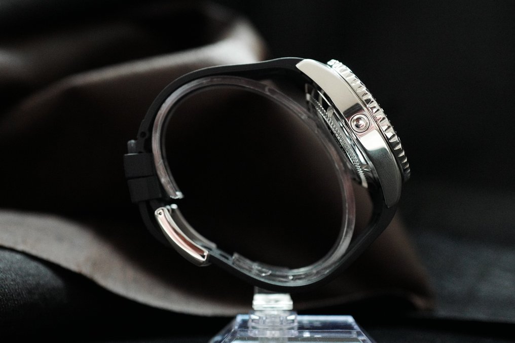 Edox - Skydiver Neptunian - Mænd - 2010-2020  #3.2