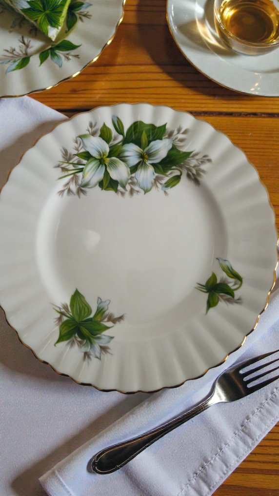 Royal Albert - Dessert service (6) - Trillium - Bone, Porcelain - Luxury tableware #1.0