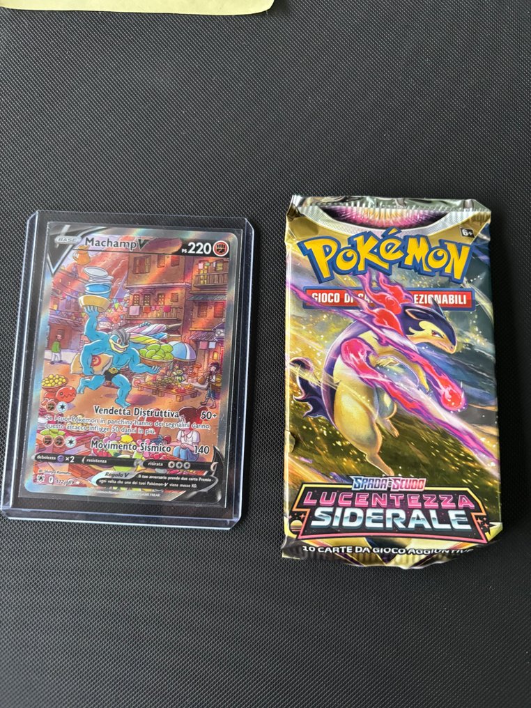 Pokémon Card - MACHAMP V - Sword & Shield #1.0