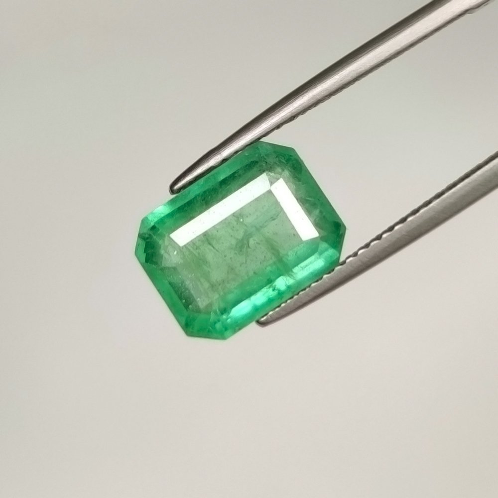 Grøn Smaragd  - 4.40 ct - International Gemological Institute (IGI) #1.0