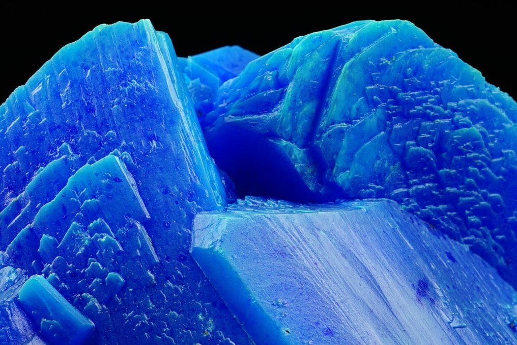 电海水晶 - 蓝色 CHALCANTHITE 玻璃基质上的奇幻水晶 无底价 - 高度: 10.2 cm - 宽度: 7 cm- 396 g #3.2