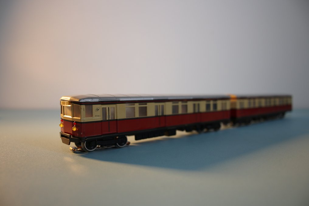 Märklin H0 - 3128 - Μονάδα τρένου (1) - Διπλό τρένο S-Bahn BR 275 - BVG/DR #1.0