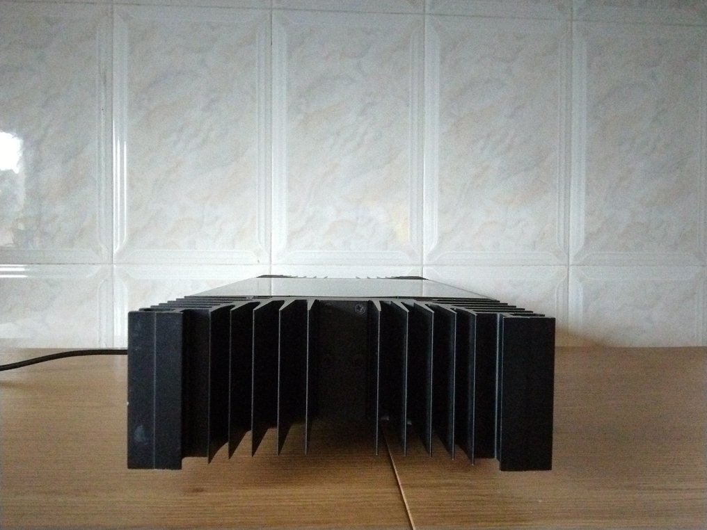 Audio Analyse  MK2 - B90 Solid state eindversterker #4.3